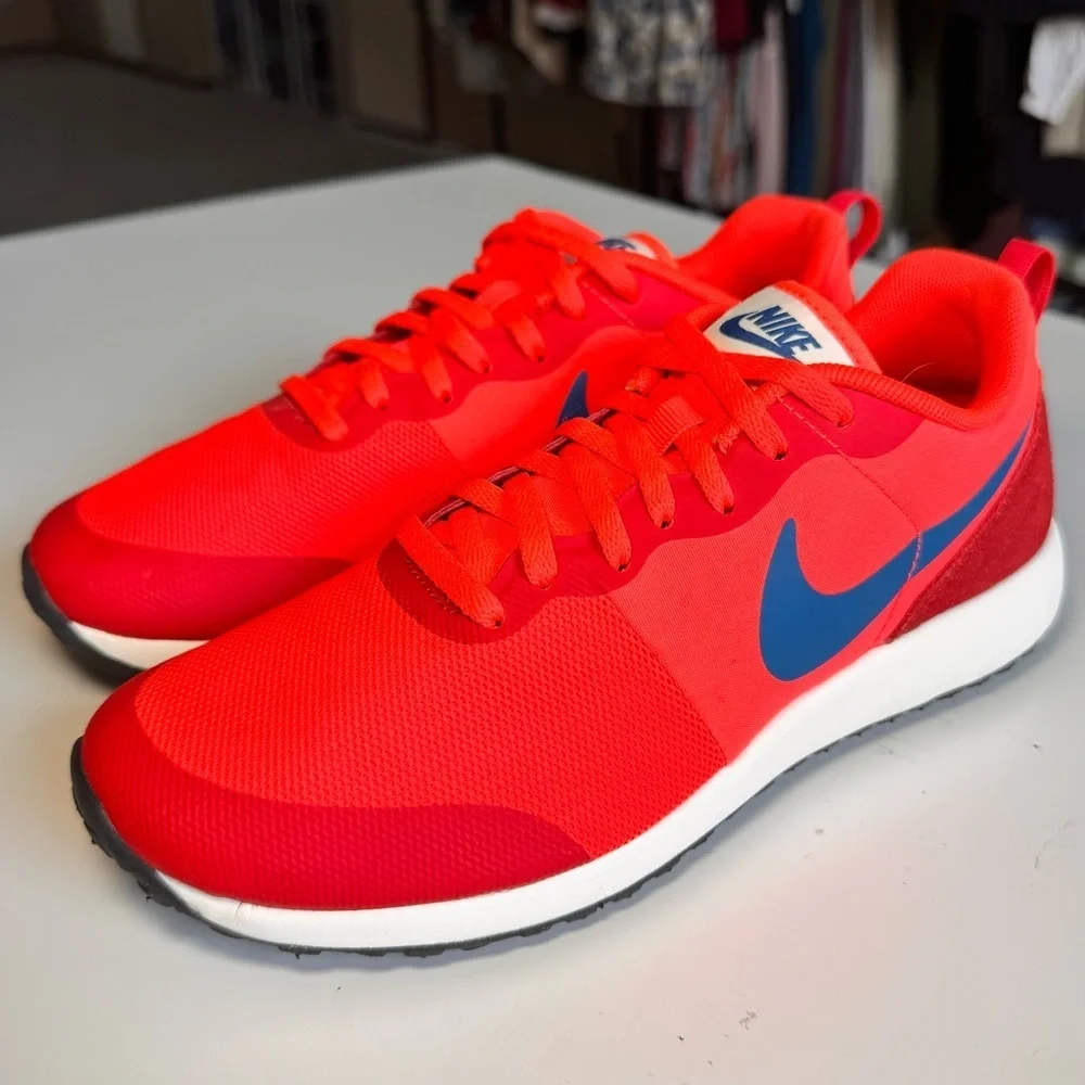 Nike Elite Shinsen Team Orange and Royal Blue Running Shoes Women’s size 7.5